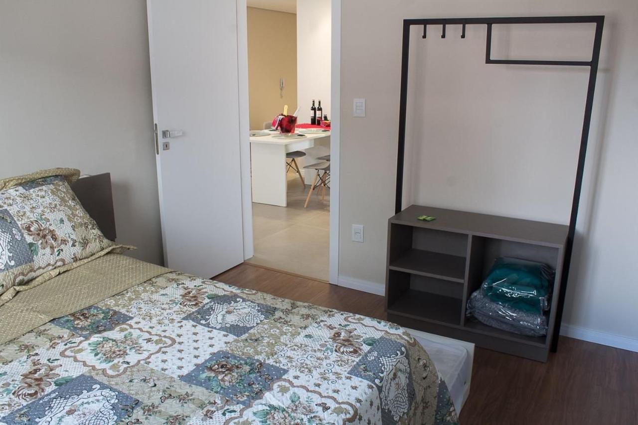 Dallas Apartamentos Na Via Gastronomica-Estacionamento-Amplos E Equipados-Wifi Bento Gonçalves Eksteriør billede